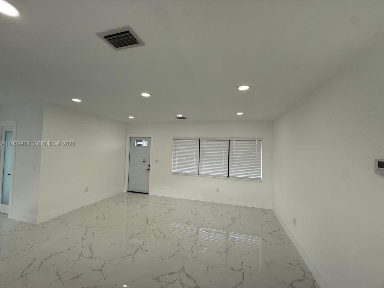 2860 NW 164th Ter, Miami Gardens, FL 33054 Photo