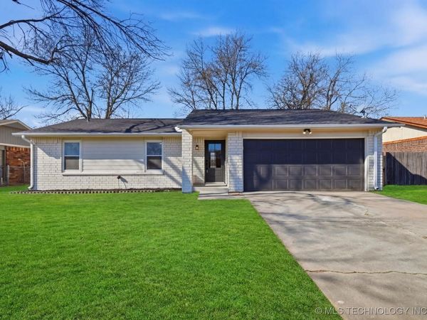 7806 N 121st East Avenue, Owasso, OK 74055