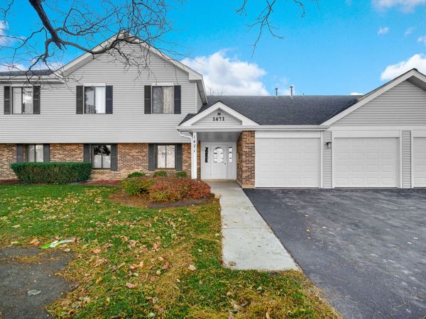 1471 Fairlane Drive, Unit 2A, Schaumburg, IL 60193