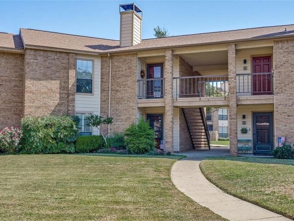 16301 Ledgemont Lane, Unit 262, Addison, TX 75001