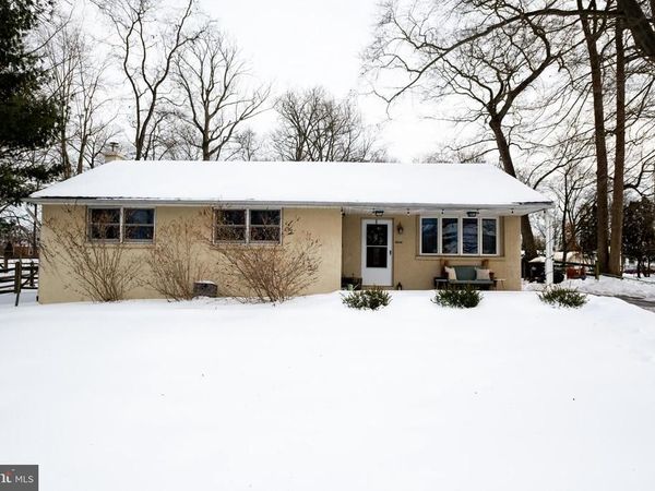 10 E ADAIR DRIVE, EAGLEVILLE, PA 19403