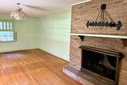 2080 Sniders Highway photo 4