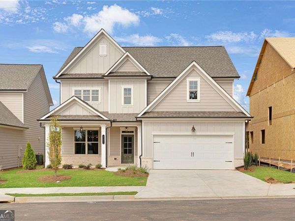 942 Homepark Circle, Buford, GA 30518