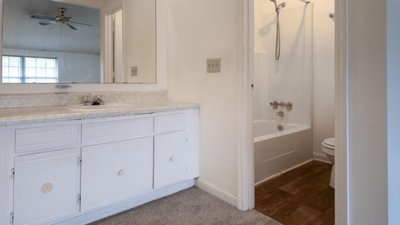 2494 Etiwan Avenue Photo 13