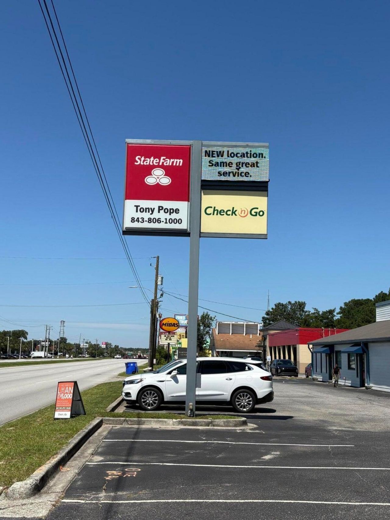 8316 Rivers Avenue Photo 10