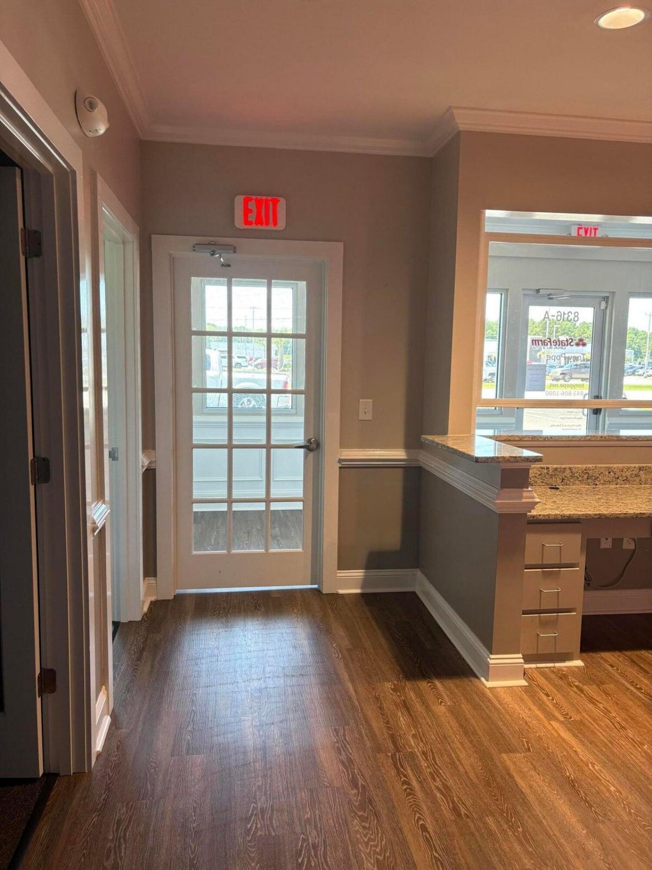 8316 Rivers Avenue Photo 13