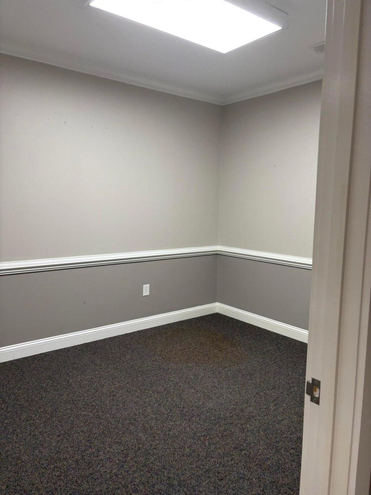 8316 Rivers Avenue Photo 17