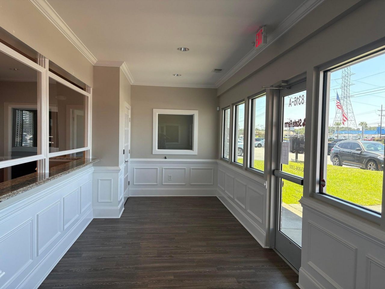 8316 Rivers Avenue Photo 4