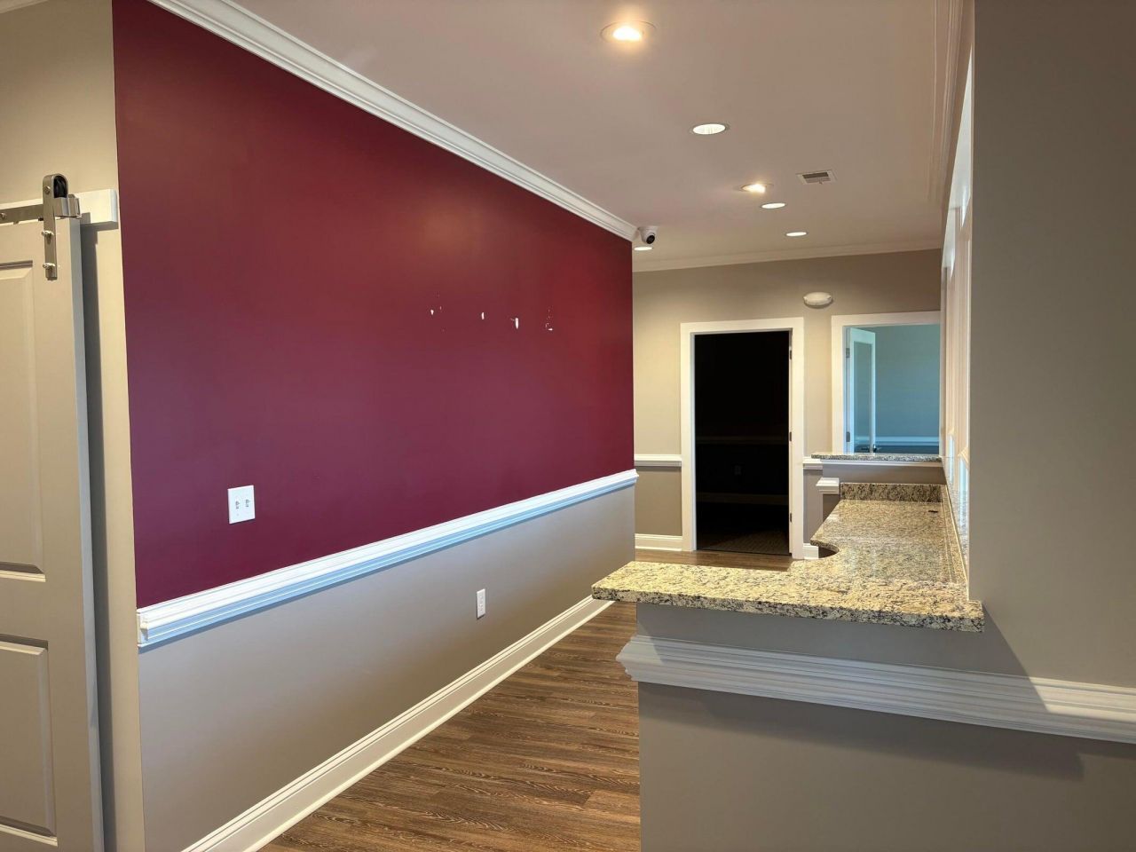 8316 Rivers Avenue Photo 9