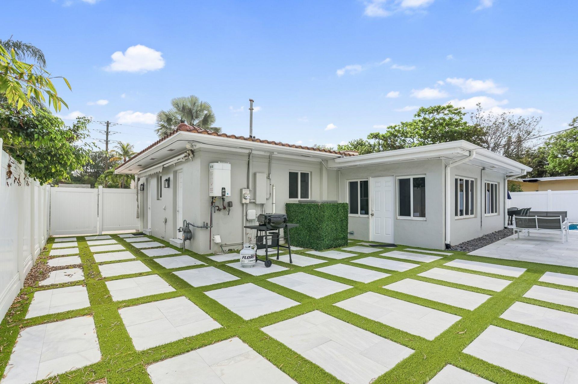 3025 Center Avenue, Fort Lauderdale, FL 33308 Photo
