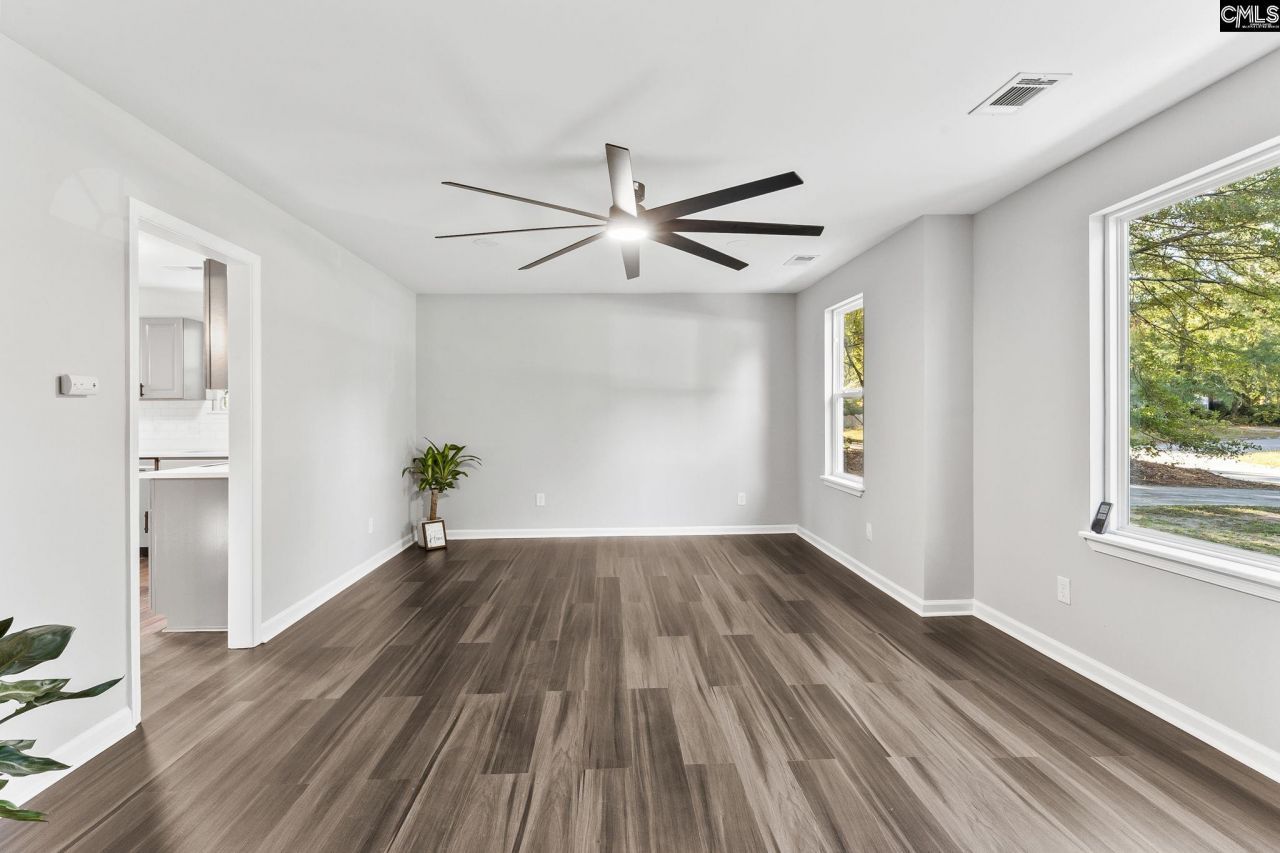 209 Beaver Creek Drive  Photo 6