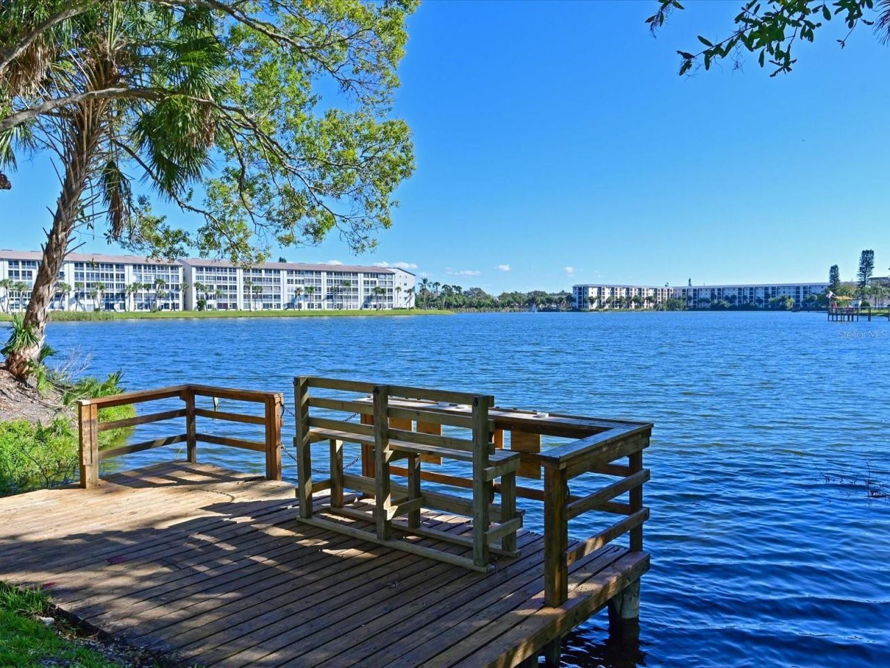 3563 Lake Bayshore Drive, Unit J206, Bradenton, FL 34205 Photo