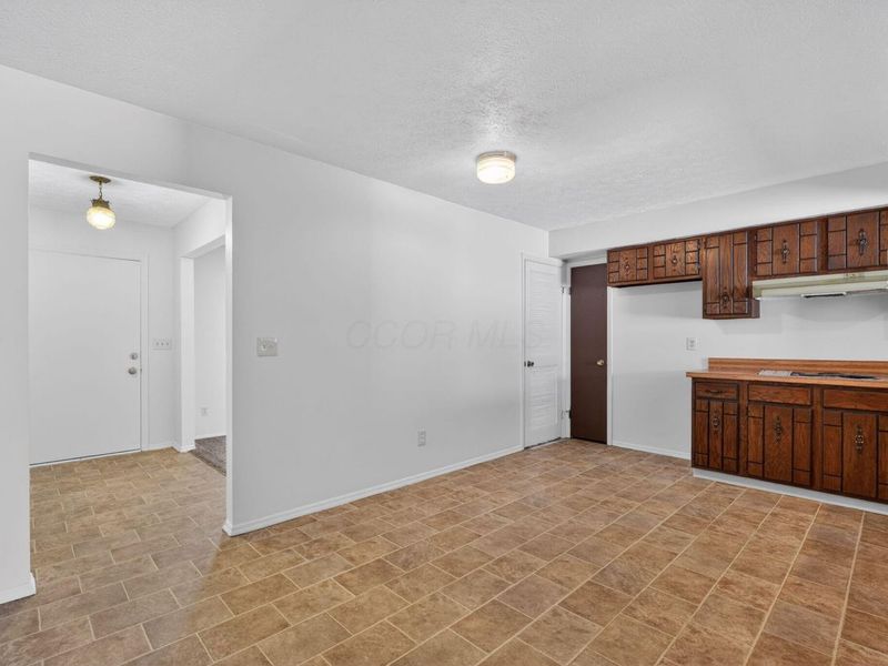 612 E Schrock Road, Westerville, OH 43081 Photo 15