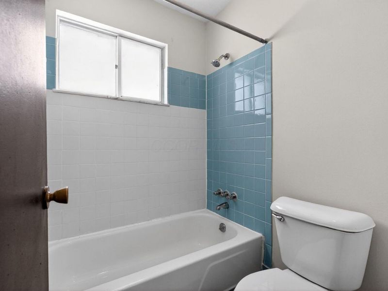 612 E Schrock Road, Westerville, OH 43081 Photo 25