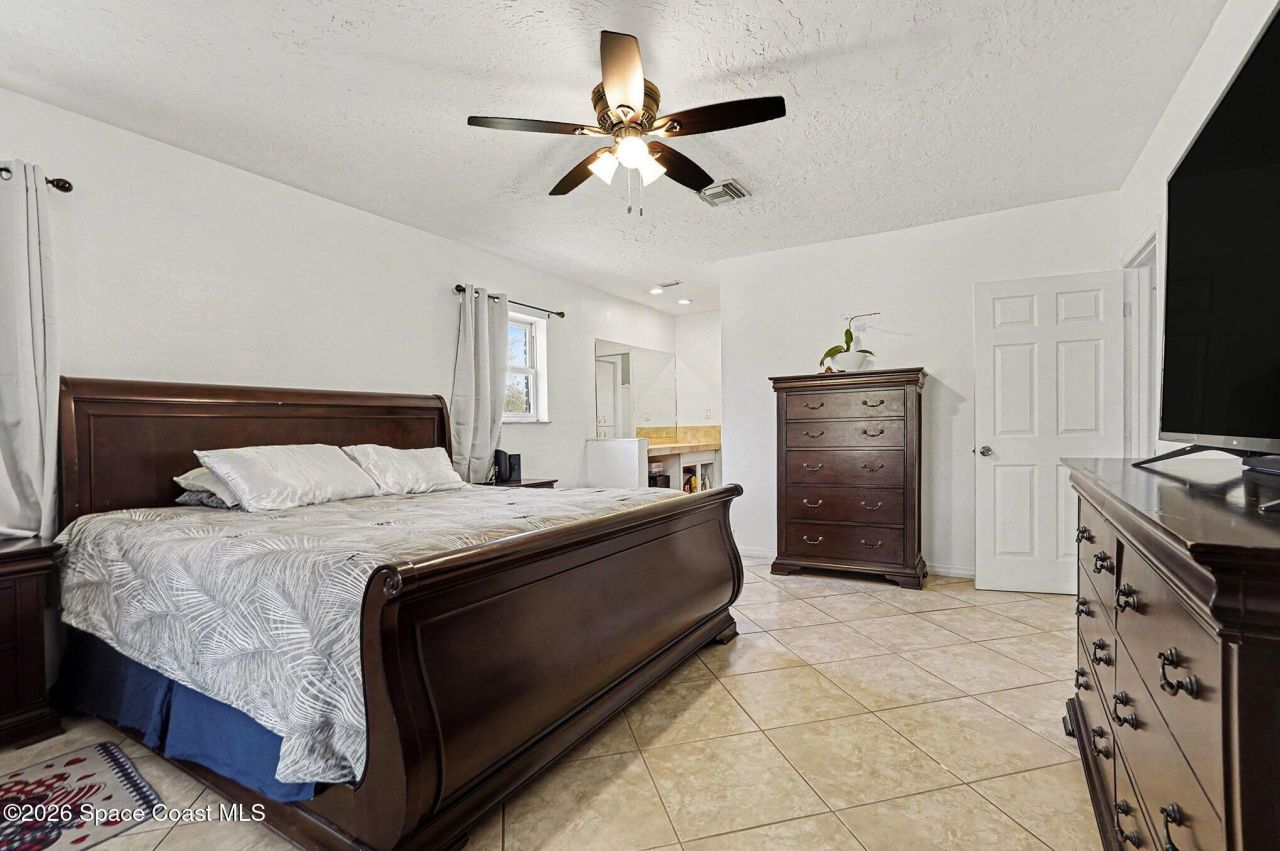 4950 Country Place, Grant, FL 32949 Photo