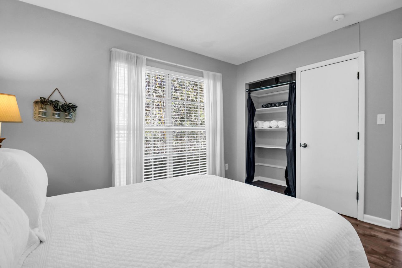 650 Cornell Street Photo 13