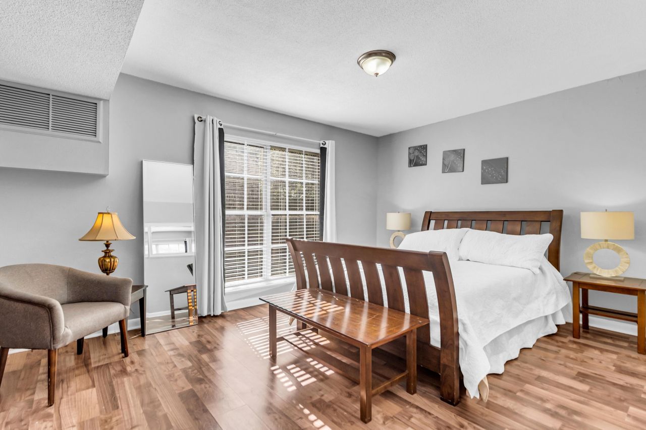 650 Cornell Street Photo 14