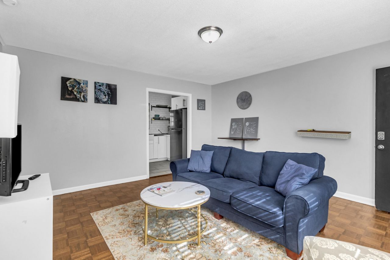 650 Cornell Street Photo 24