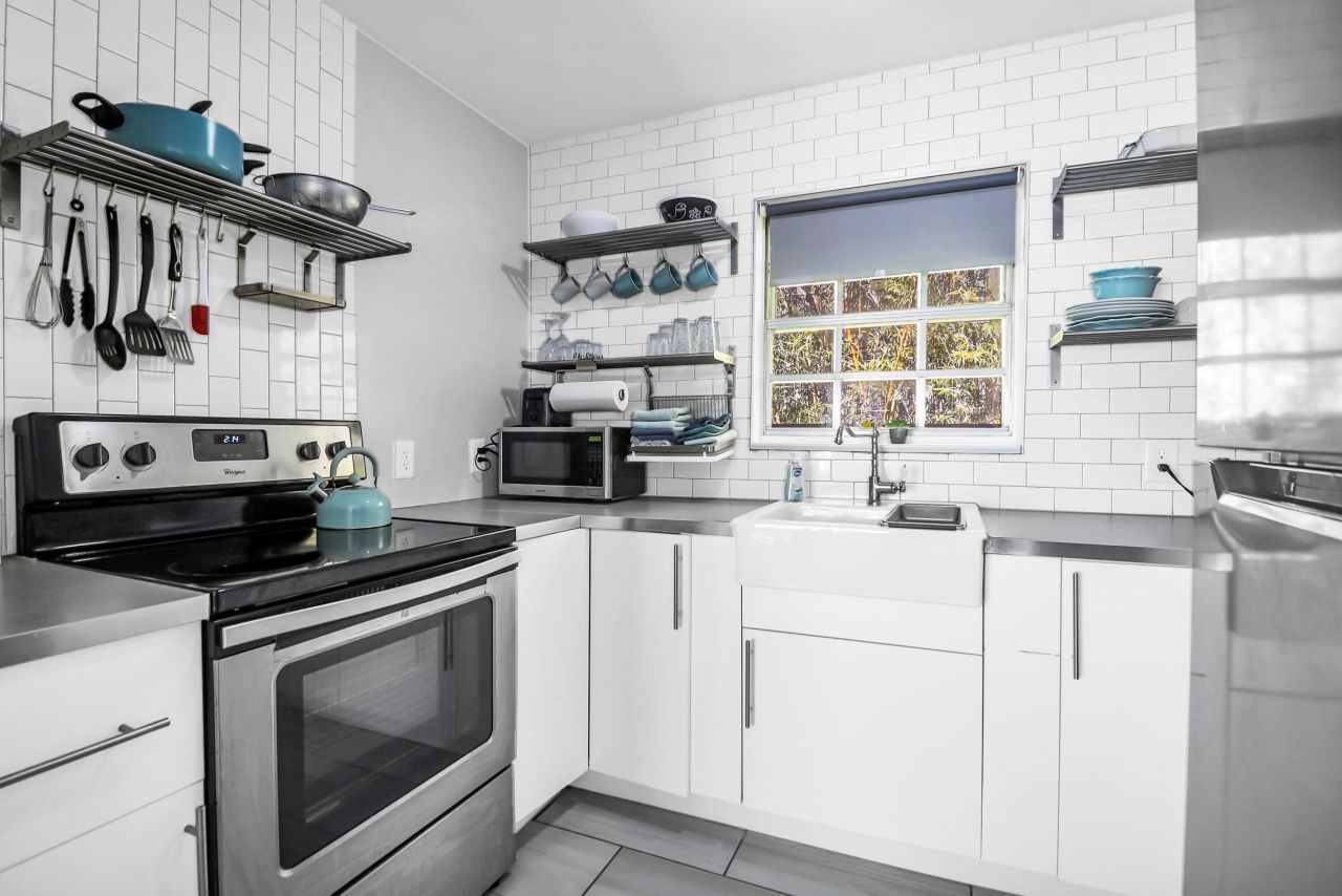 650 Cornell Street Photo 4