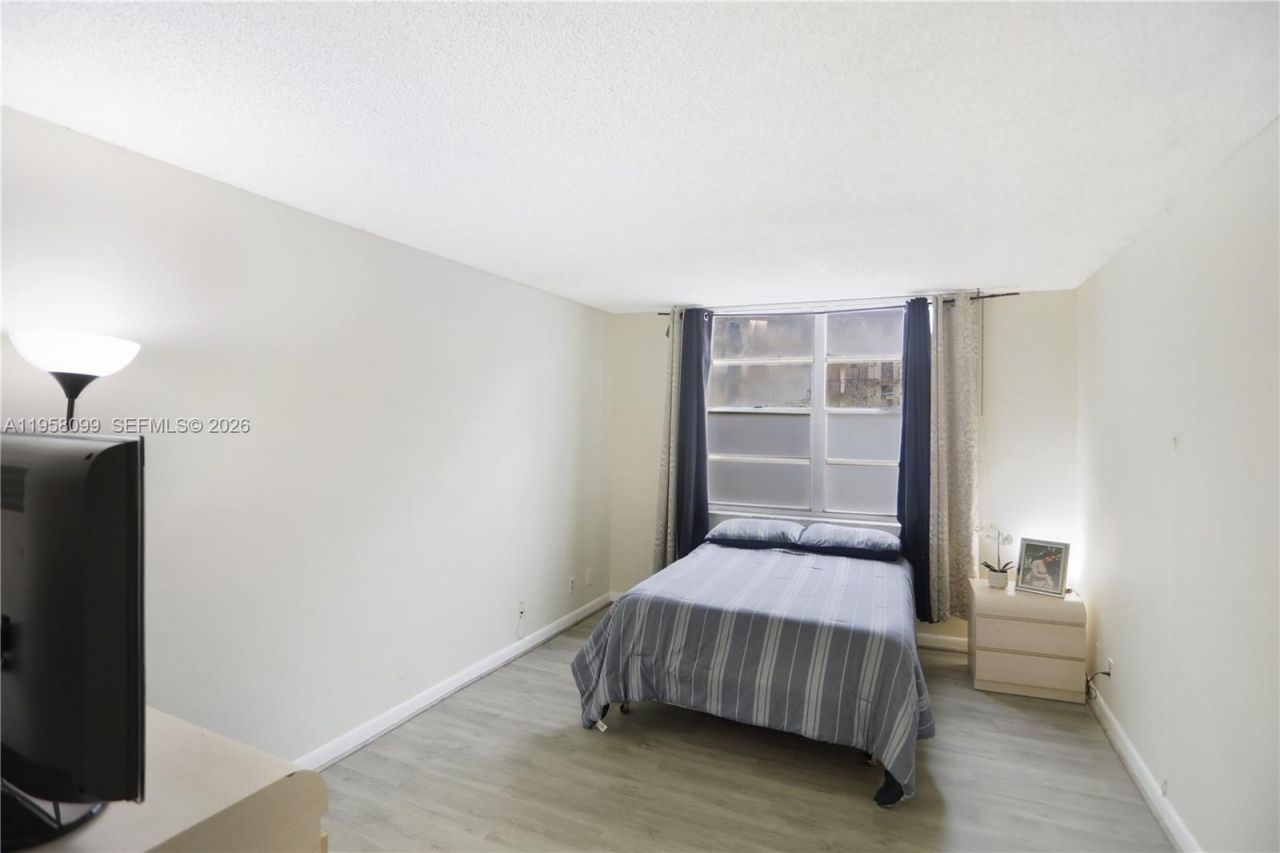 6600 Cypress Rd, Unit 105, Plantation, FL 33317 Photo