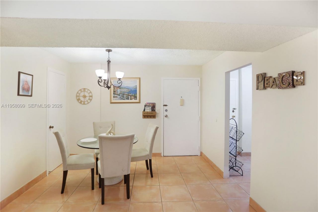 6600 Cypress Rd , Unit 105, Plantation, FL 33317 Photo