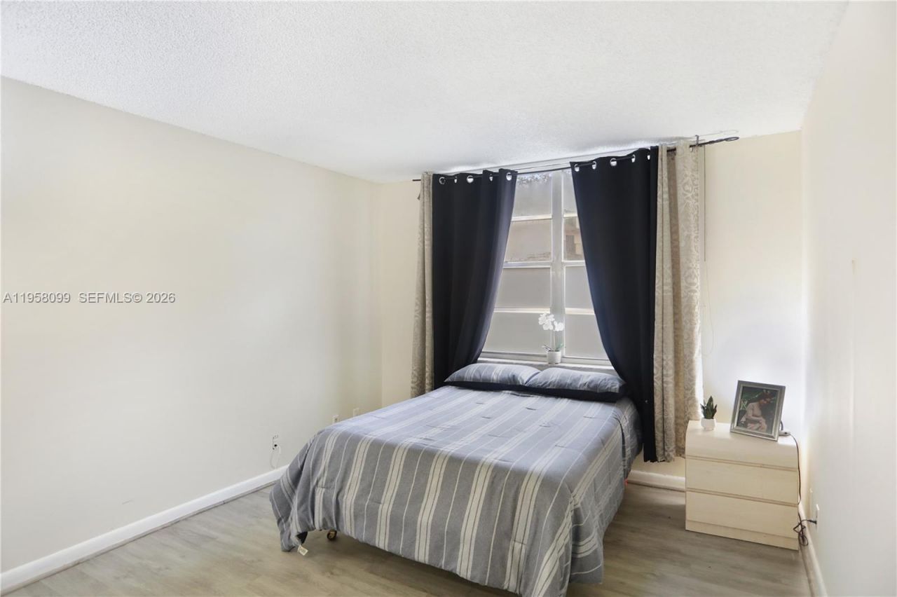 6600 Cypress Rd, Unit 105, Plantation, FL 33317 Photo