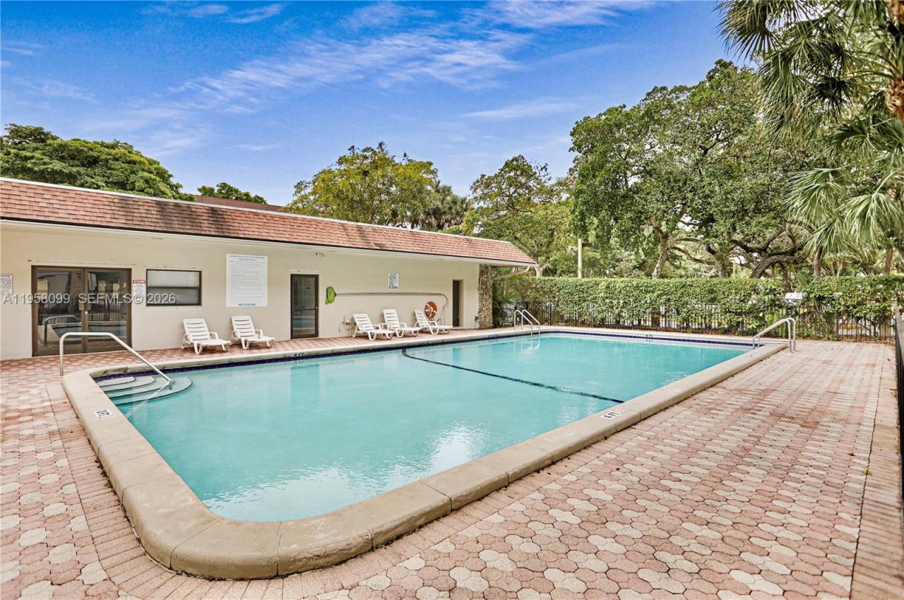 6600 Cypress Rd, Unit 105, Plantation, FL 33317 Photo