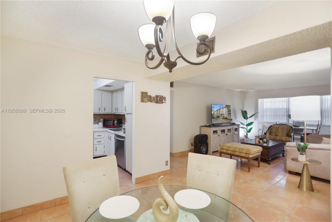 6600 Cypress Rd , Unit 105, Plantation, FL 33317 Photo