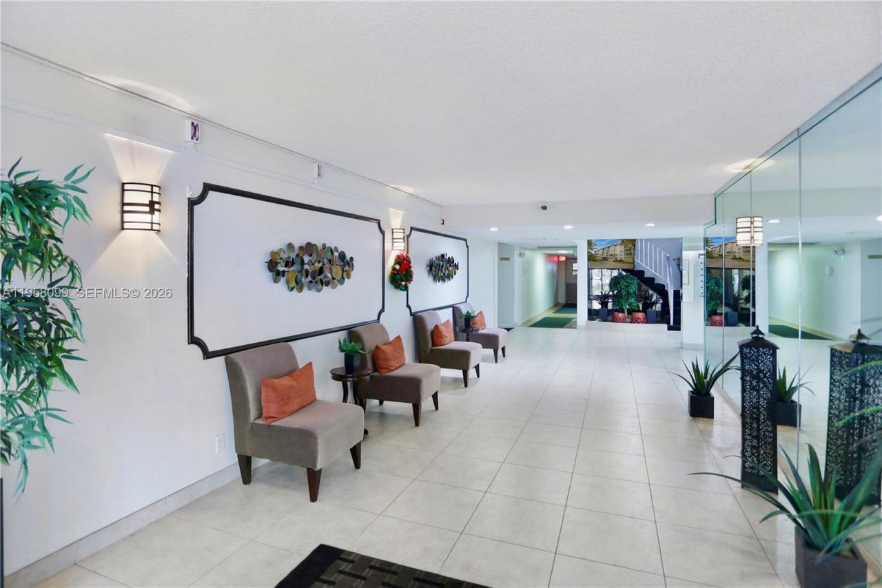 6600 Cypress Rd , Unit 105, Plantation, FL 33317 Photo