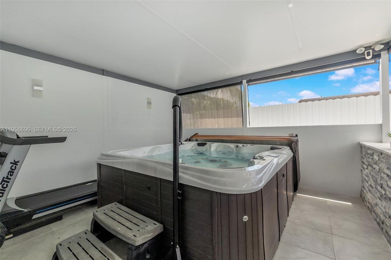 Please Call For Address, Miami, FL 33177 Photo