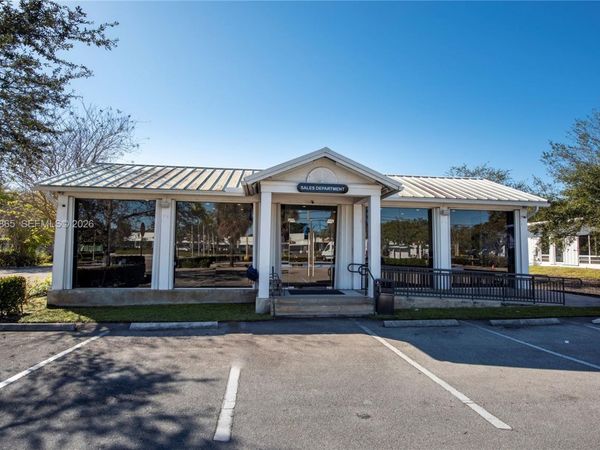 2980 W Oakland Park Blvd, Oakland Park, FL 33311