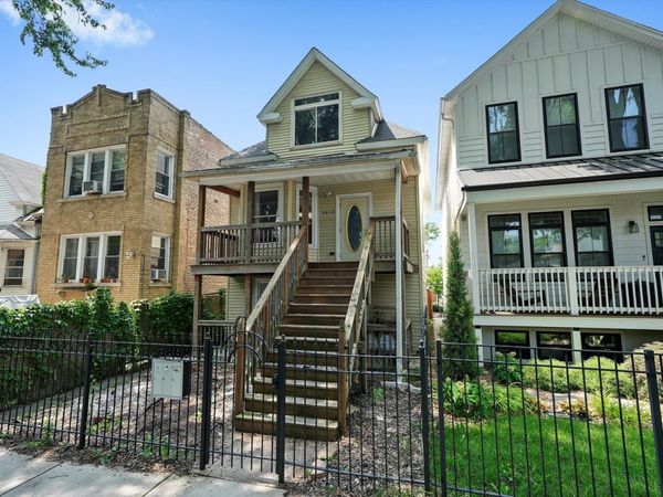 4614 N Springfield Avenue, Chicago, IL 60625