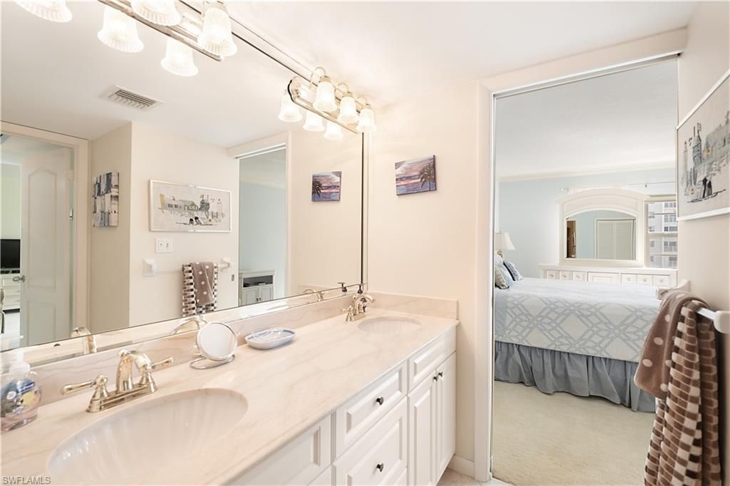 3443 Gulf Shore Blvd N, Unit 504, Naples, FL 34103 Photo