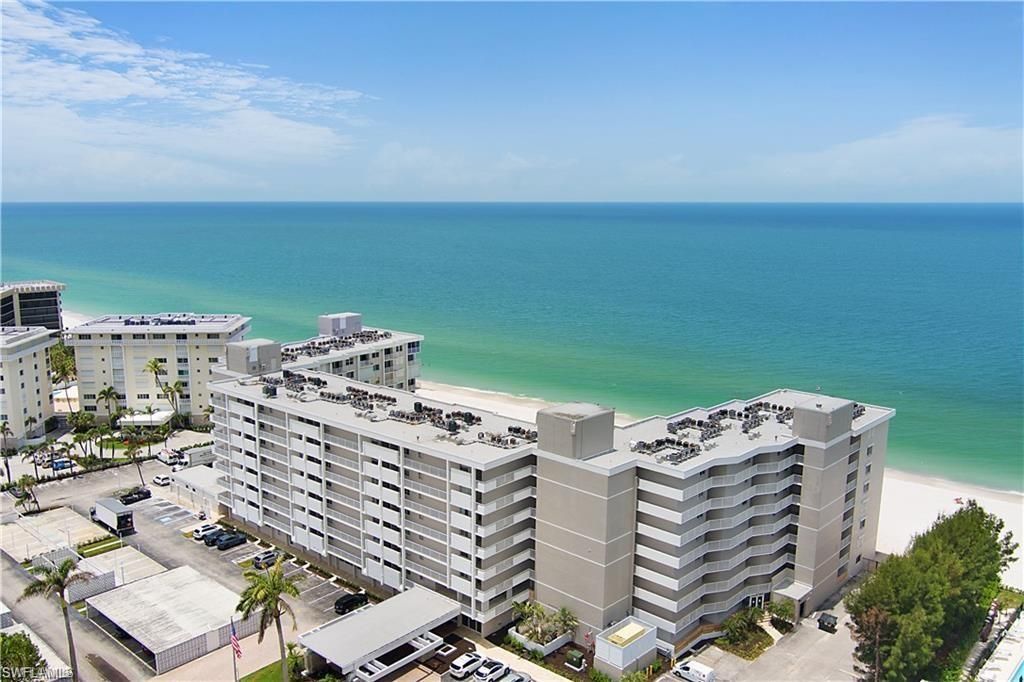 3443 Gulf Shore Blvd N, Unit 504, Naples, FL 34103 Photo