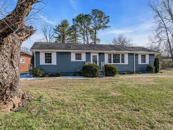 1015 Glenwood Dr , Murfreesboro, TN 37129