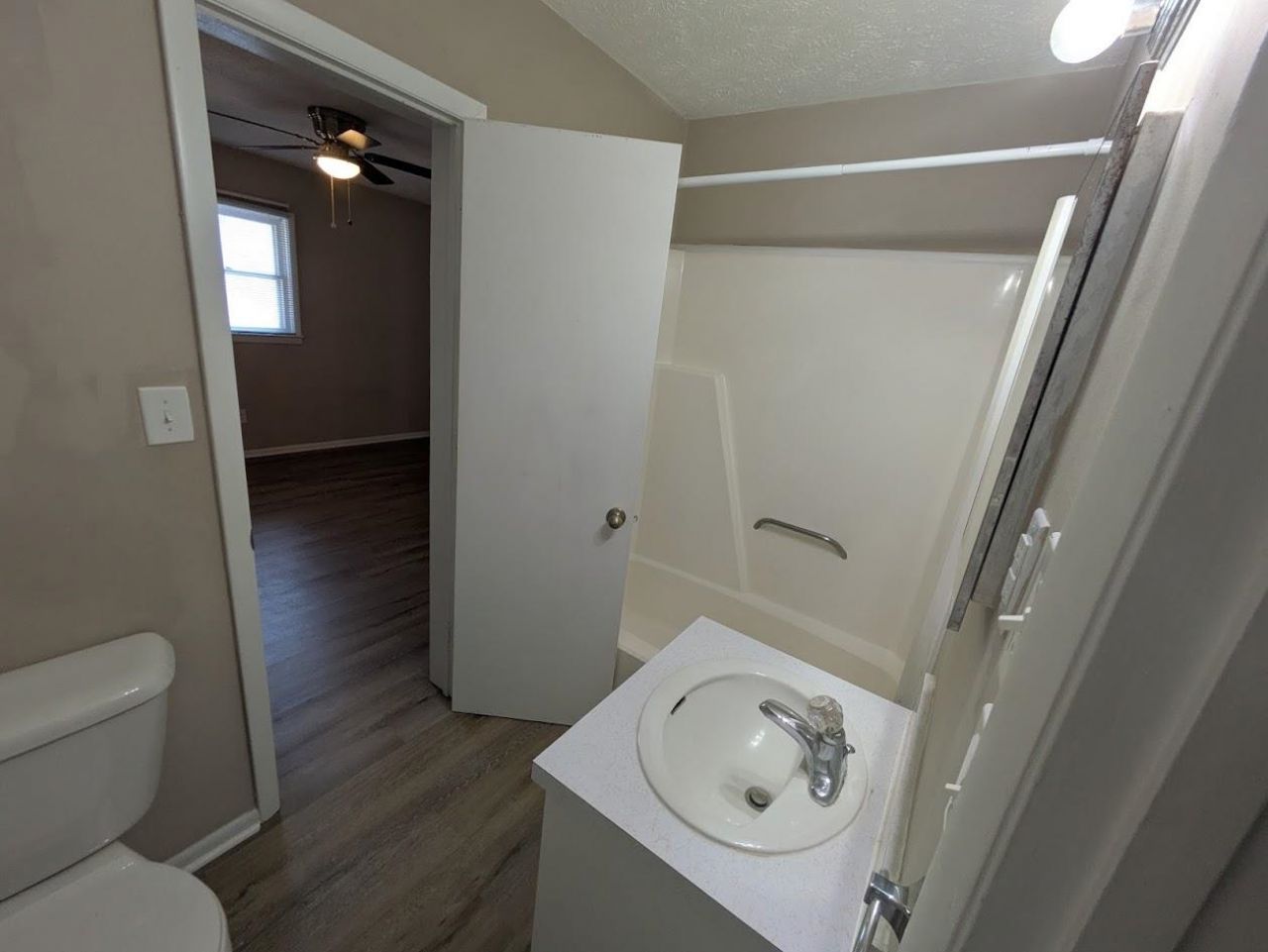 608 22nd Ave. N Photo 6