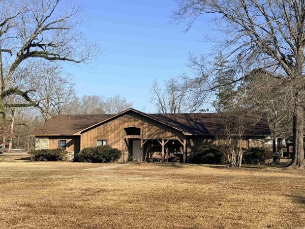 1492 Highway 52, Crossett, AR 71635