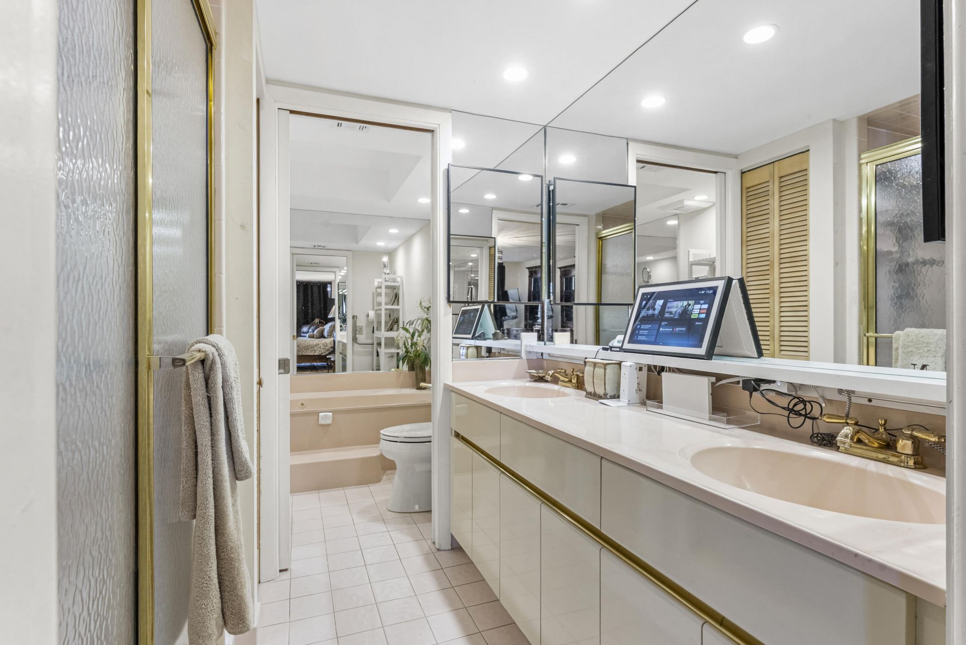 1167 Hillsboro Mile, Unit 709, Hillsboro Beach, FL 33062 Photo