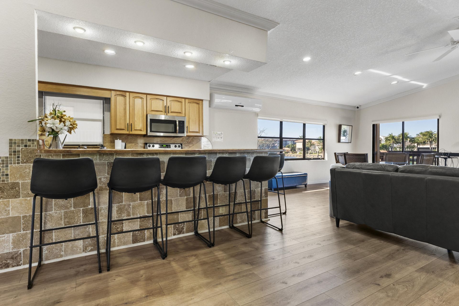 1167 Hillsboro Mile, Unit 709, Hillsboro Beach, FL 33062 Photo