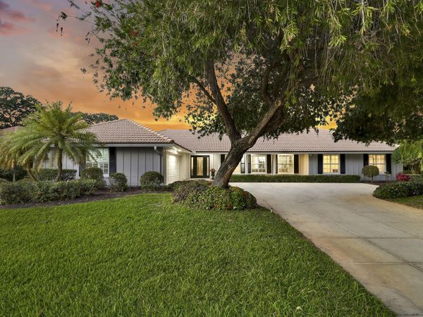 1 Durness Court, Palm Beach Gardens, FL 33418