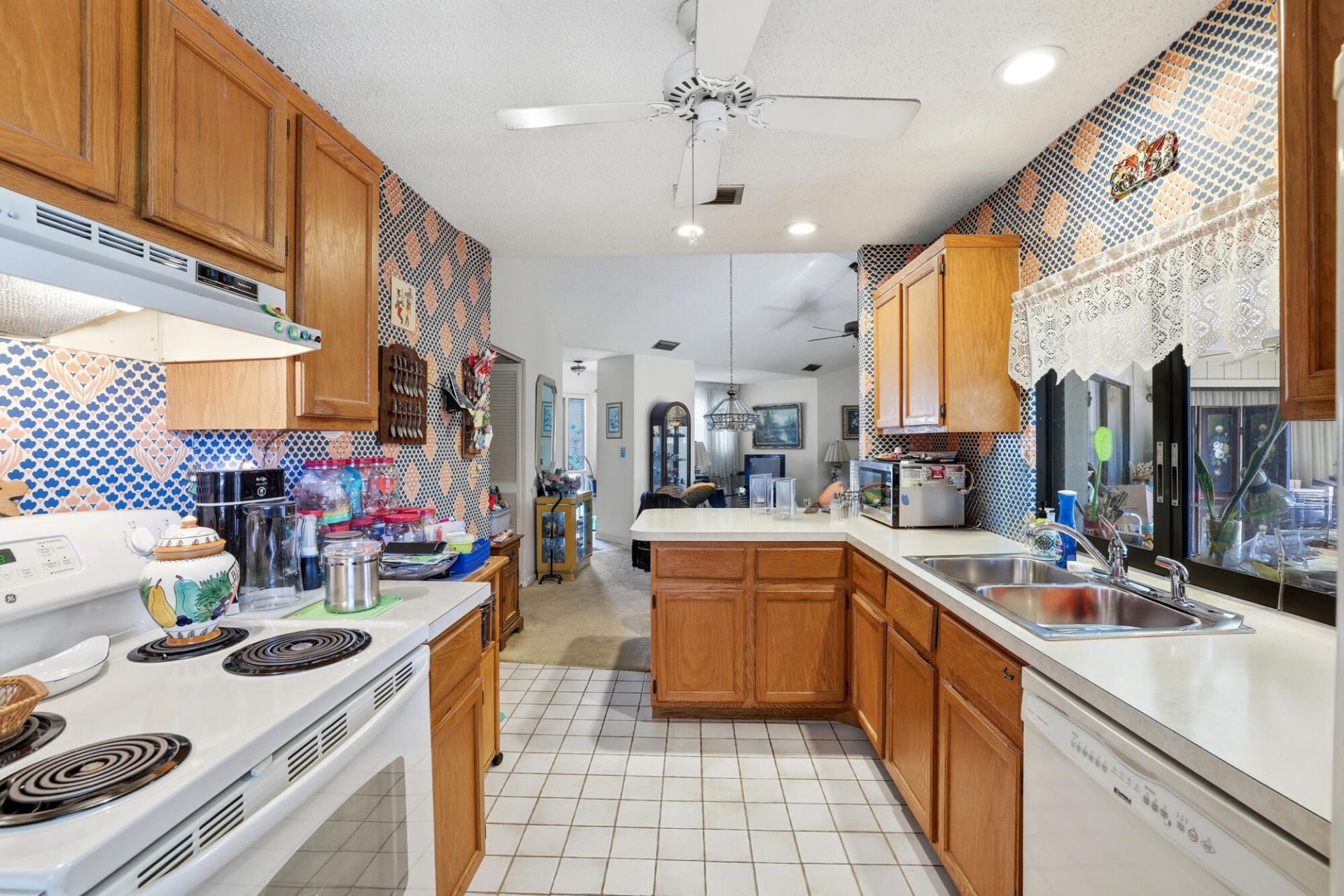 1127 E Seminole Avenue, Unit 9c, Jupiter, FL 33477 Photo