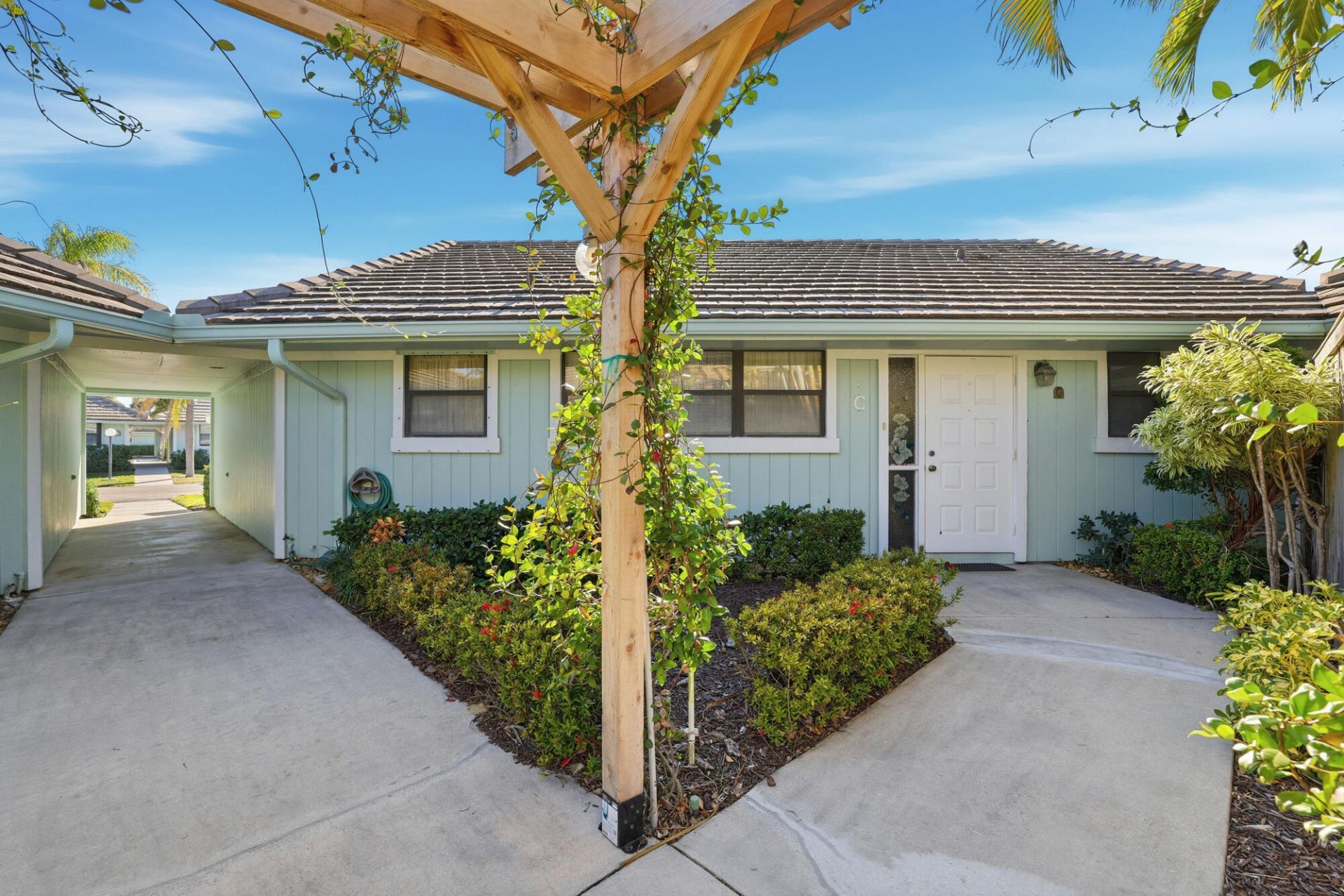 1127 E Seminole Avenue, Unit 9c, Jupiter, FL 33477 Photo