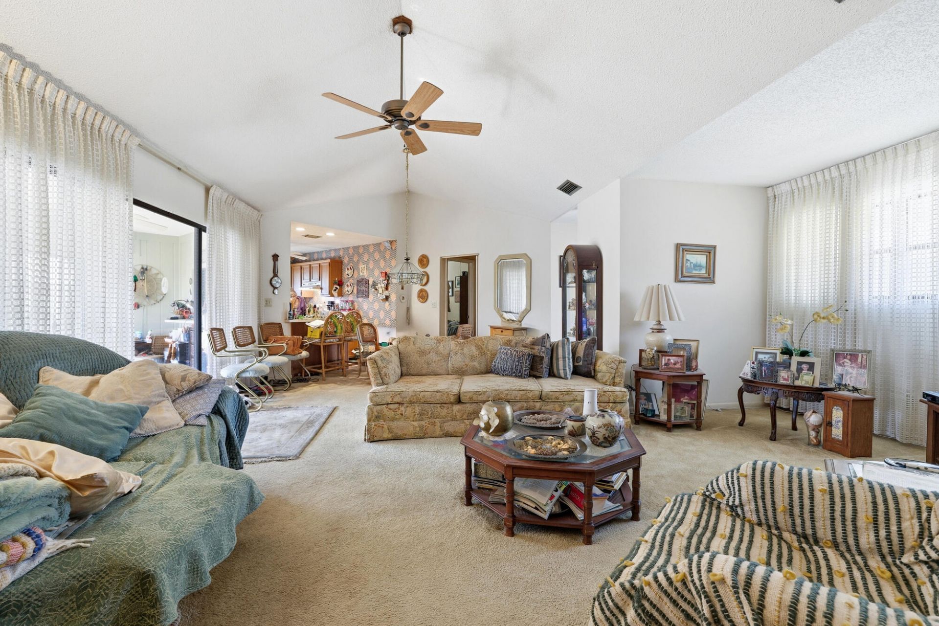 1127 E Seminole Avenue, Unit 9c, Jupiter, FL 33477 Photo