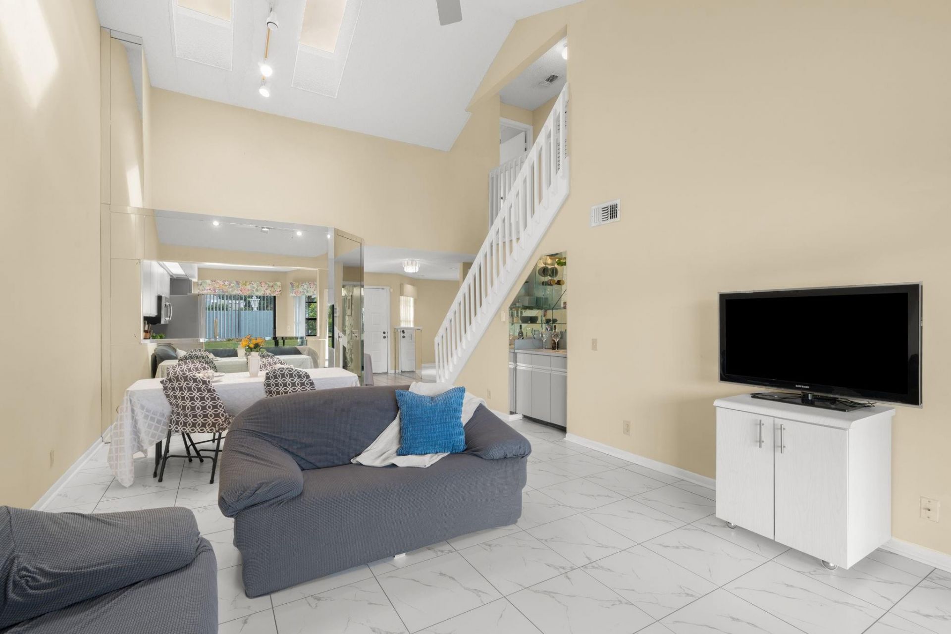 8371 Waterford Circle, Unit 8371, Tamarac, FL 33321 Photo