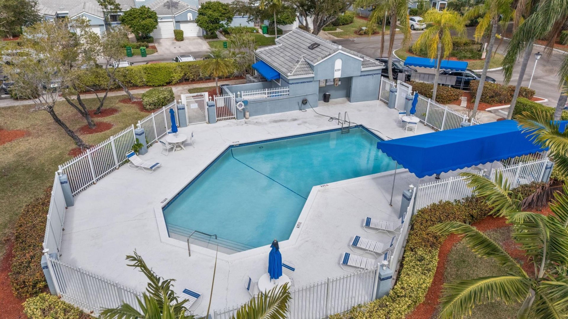 8371 Waterford Circle, Unit 8371, Tamarac, FL 33321 Photo