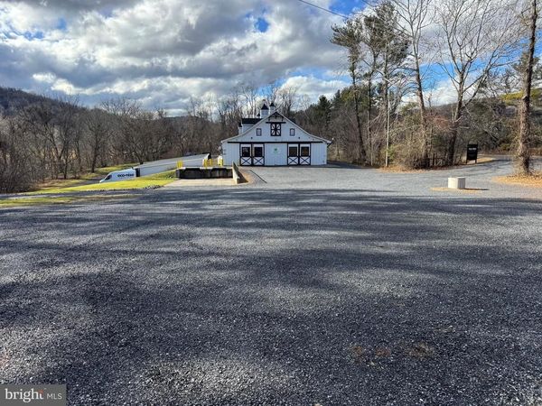 12055 JOHN MARSHALL HIGHWAY, MARKHAM, VA 22643