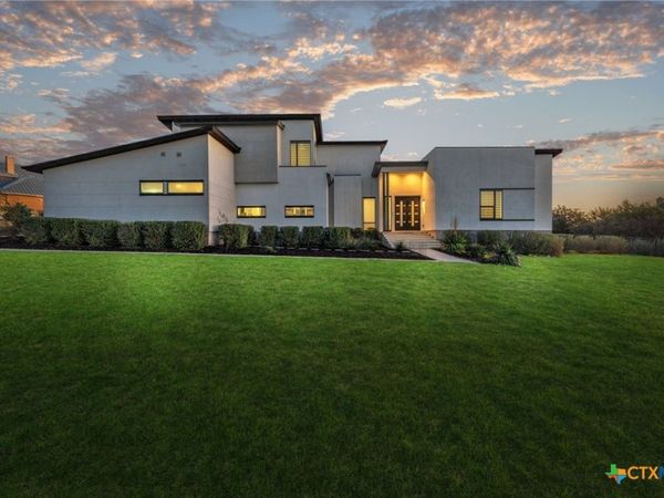 1347 Bordeaux Lane, New Braunfels, TX 78132