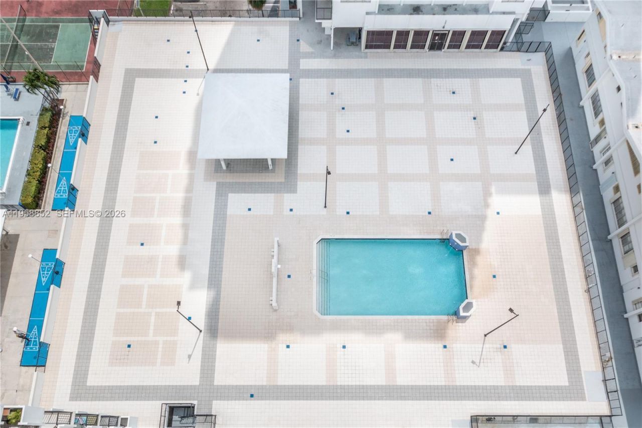 2780 NE 183rd St, Unit 1606, Aventura, FL 33160 Photo