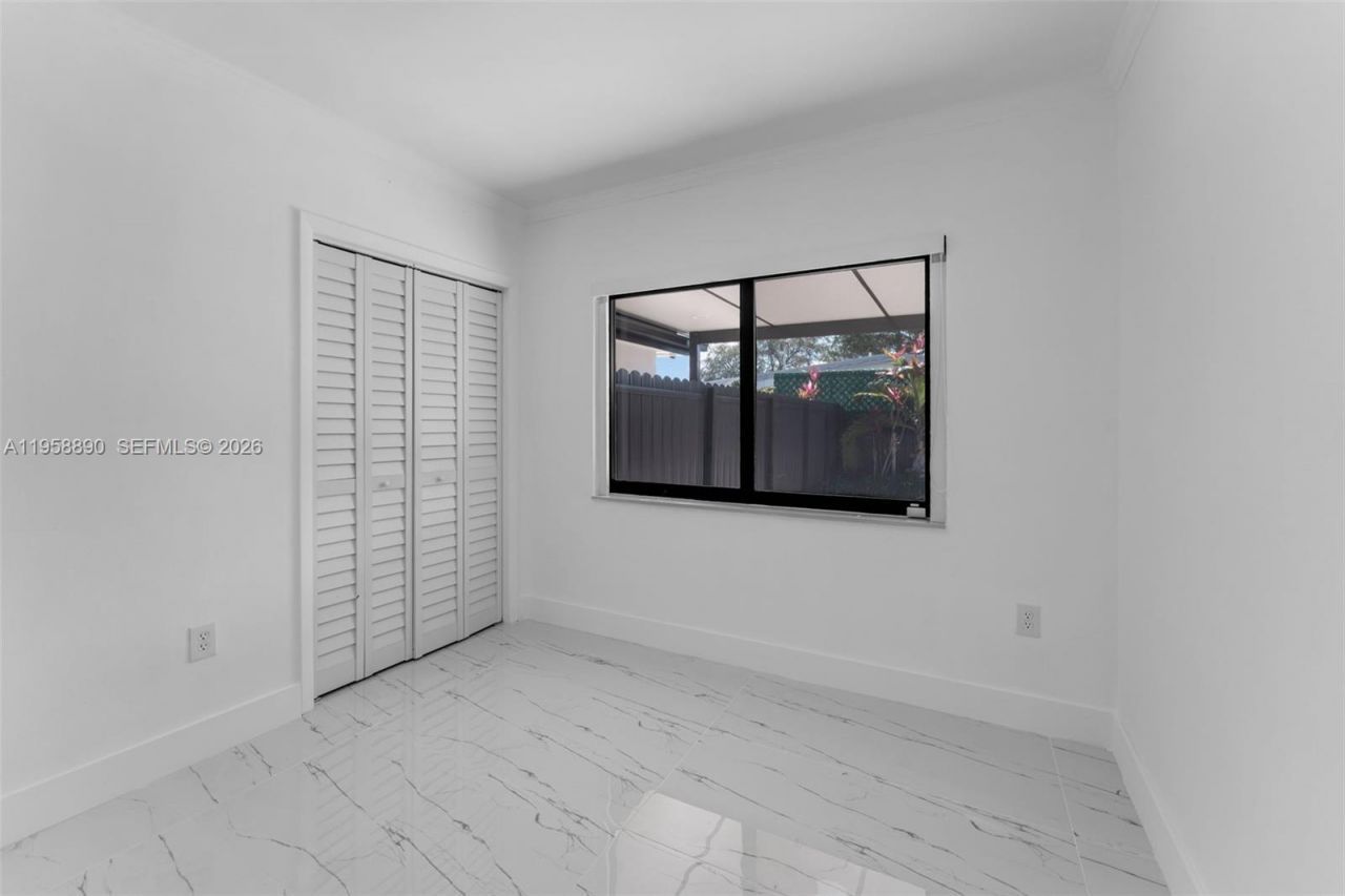 20000 Eagle Nest Rd, Unit 1, Cutler Bay, FL 33189 Photo