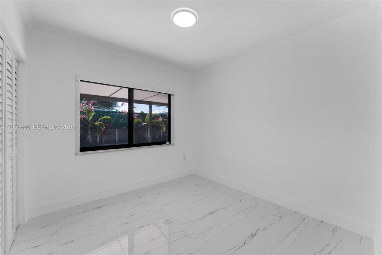 20000 Eagle Nest Rd, Unit 1, Cutler Bay, FL 33189 Photo